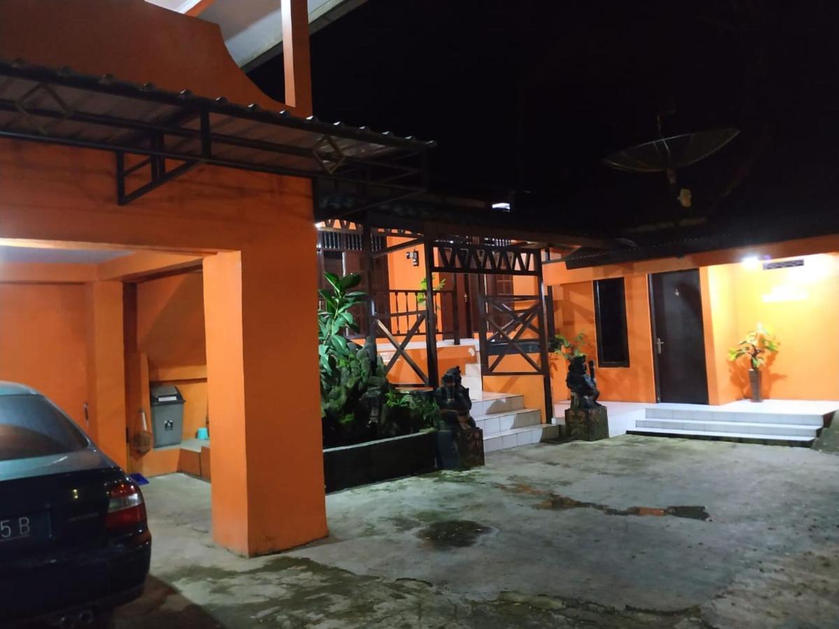 Hotel Wilis Baru Ngebel Buitenkant foto